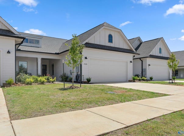 25096 Addlestone Drive, Athens, AL 35613