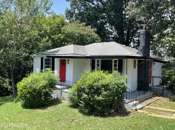 3431 Skyline Drive, Knoxville, TN 37914