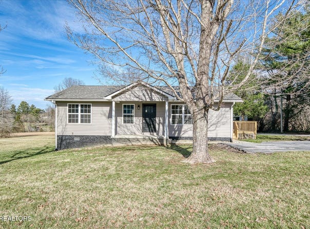183 Thompson Lane, Crossville, TN 38555