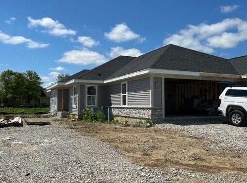 536 Hunter Oaks Blvd, Watertown, WI 53094