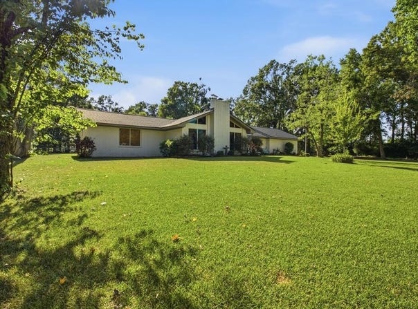 2438 Fm 1645, TIMPSON, TX 75975