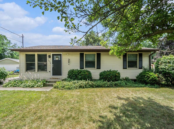 3832 Florinda Avenue, Portage, MI 49002