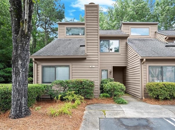 301 Parkaire Crossing, Marietta, GA 30068