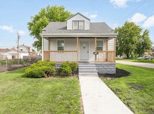 218 E 12Th Street, Mishawaka, IN 46544-5317