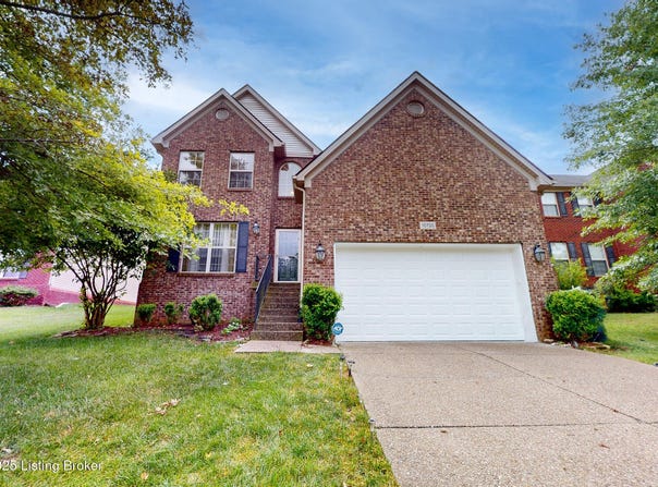 10735 Copper Ridge Dr, Louisville, KY 40241