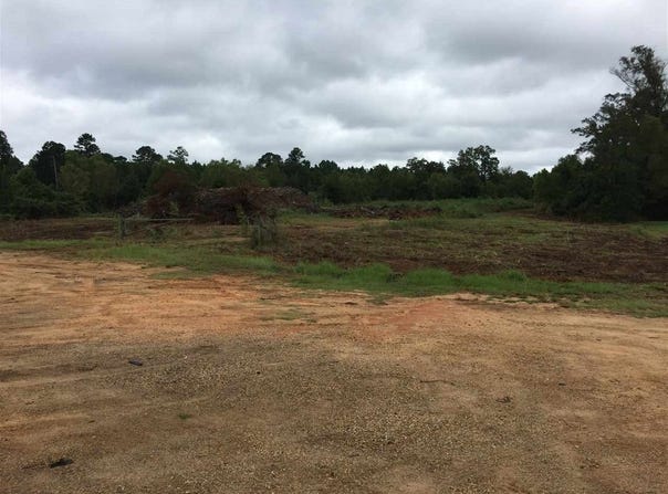 Highway 80 Highway, Forest, MS 39074