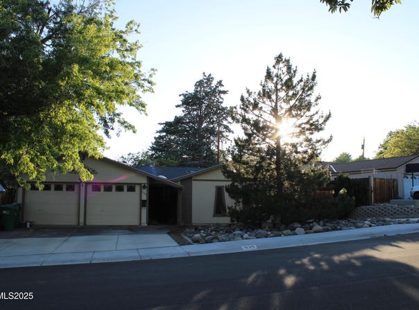 1535 Van Ness Avenue, Reno, NV 89503
