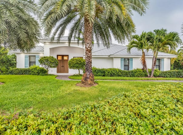 2160 Sanford Court, Vero Beach, FL 32963