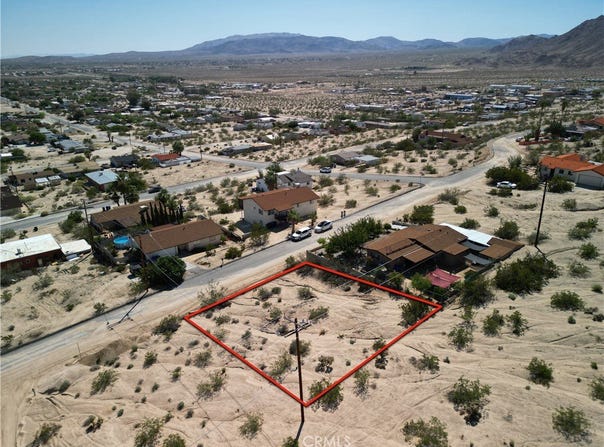 777 Hillside Avenue, 29 Palms, CA 92277