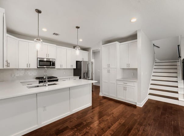1126 Lott Ave, Austin, TX 78721