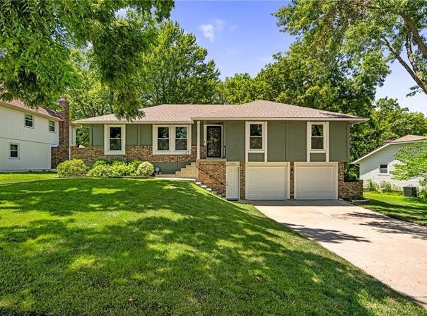 14009 W 61st Terrace, Shawnee, KS 66216