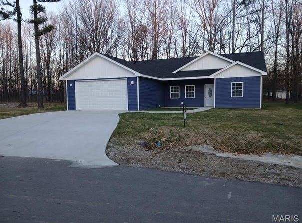 233 Ruth Harris Lane, Poplar Bluff, MO 63901