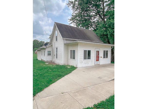 1116 Mortimer Street, Barry, IL 62312