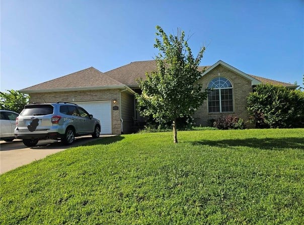 1918 Windsor Drive, Pittsburg, KS 66762