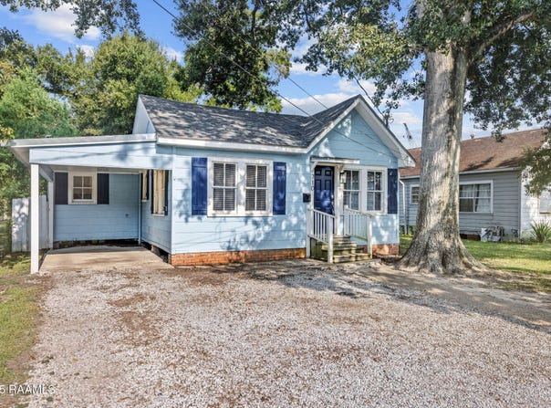 710 S Ave E Street, Crowley, LA 70526