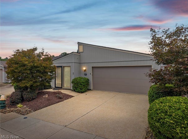 11025 Southwind Court, Strongsville, OH 44149