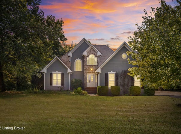 5400 Highpoint Dr, Crestwood, KY 40014