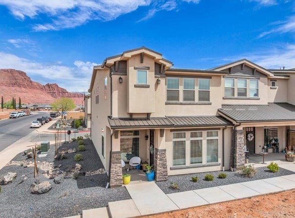 687 S Guy LN, Ivins, UT 84738