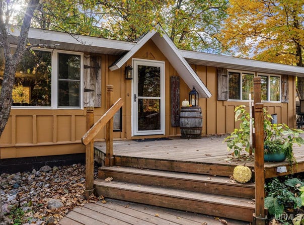 84 N Serenity Drive, Gwinn, MI 49841