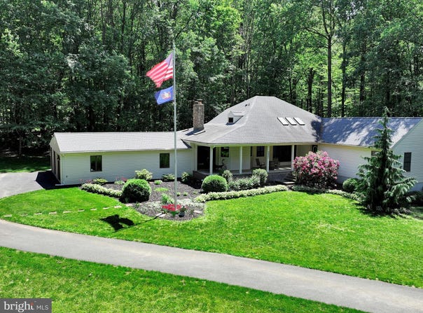 5150 CHESTNUT GROVE ROAD, SPRING GROVE, PA 17362