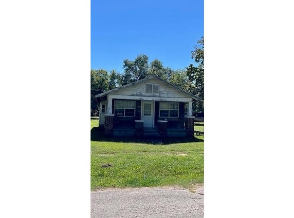 1104 W 9th Street, Okmulgee, OK 74447