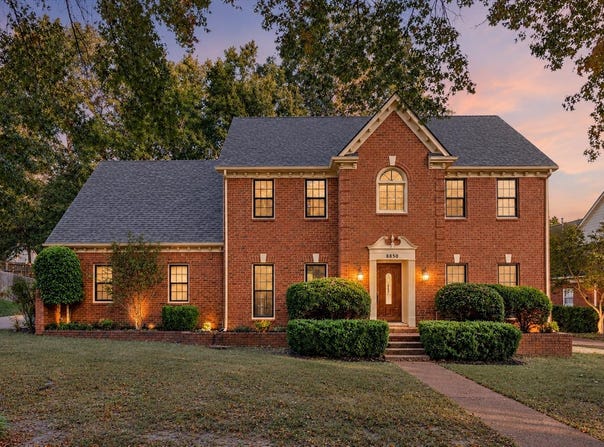 8850 E PLANTATION OAKS Dr, Memphis, TN 38018