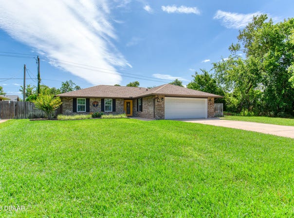9 Brooke Station Drive, Ormond Beach, FL 32174