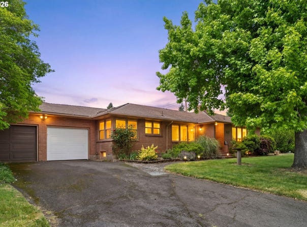 85 NW SLERET Ave, Gresham, OR 97030