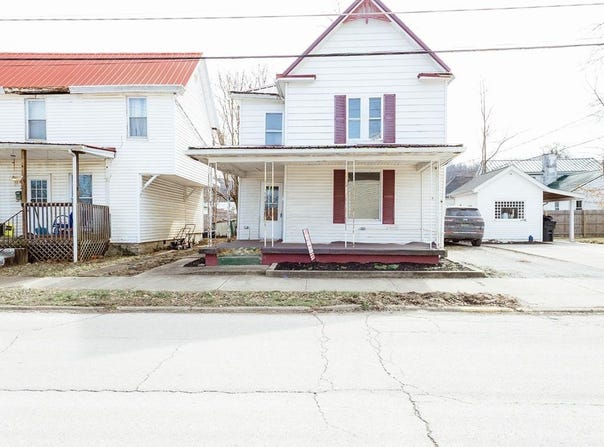 404 E 2nd St., Augusta, KY 41002