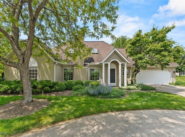 10378 N Pond Lane N unit: 2, Twinsburg, OH 44087