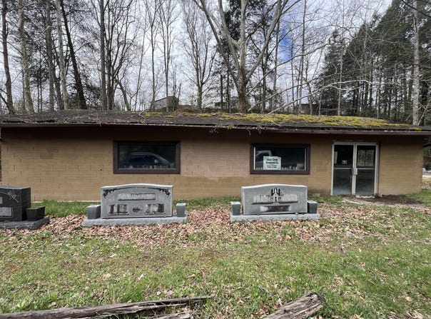 2643 HWY 421, Manchester, KY 40962