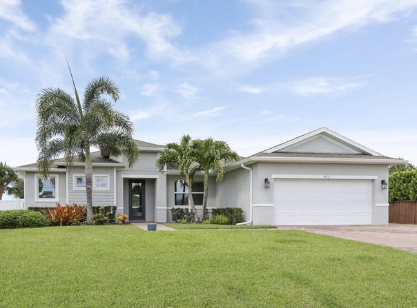 4312 SW Taluga Street, Port Saint Lucie, FL 34953