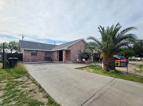 1045 Lazar, Eagle Pass, TX 78852