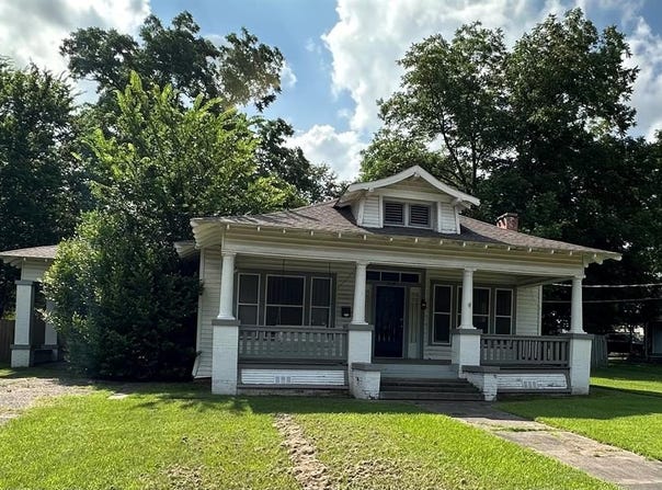 228 N Texas Street, Pittsburg, TX 75686