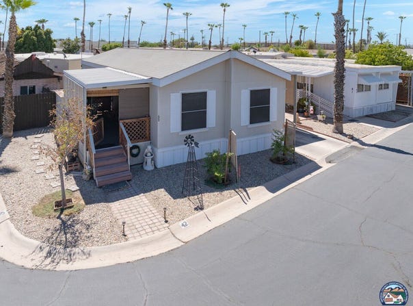 1630 Adams Ave, El Centro, CA 92243