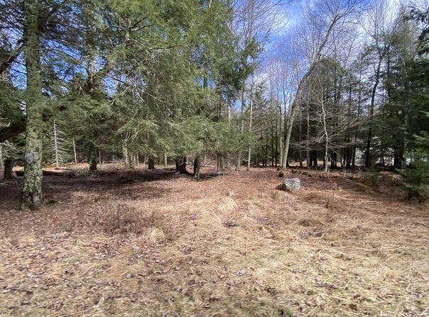1025 W Wadi Road W, Pocono Lake, PA 18347