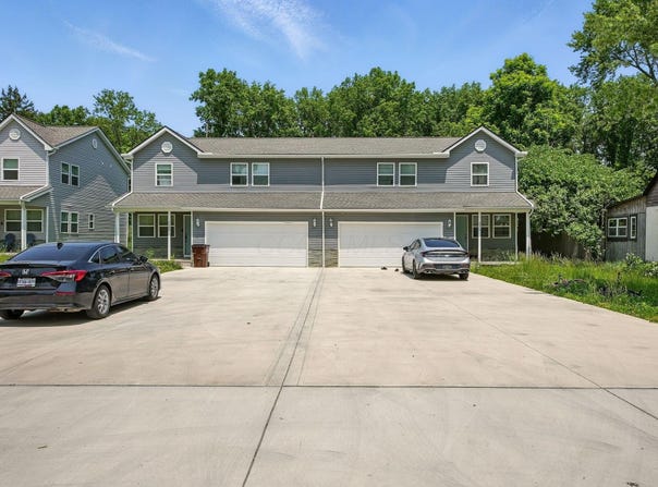 2568-2574 Clybourne Road, Columbus, OH 43231