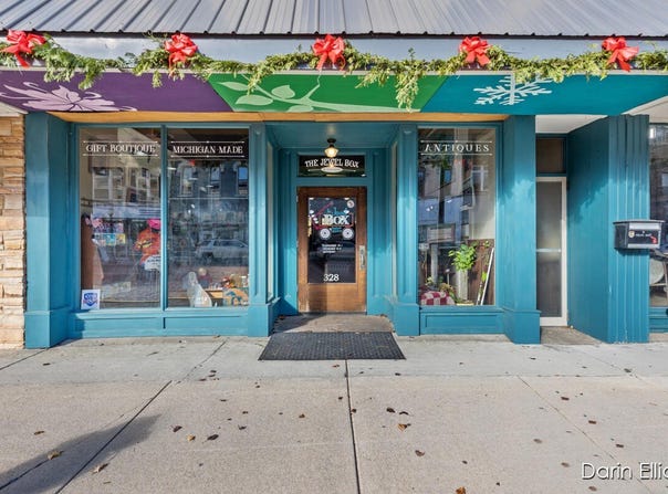 328 W Main Street, Ionia, MI 48846