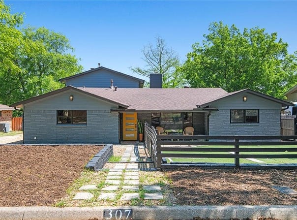 307 Dickey Drive, Euless, TX 76040