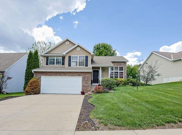 3218 Morton Lane, St Joseph, MO 64506