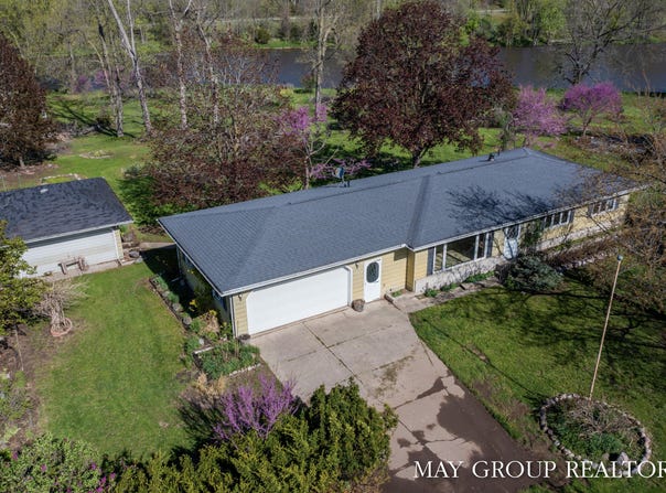 250 Meadowlane Drive, Portland, MI 48875