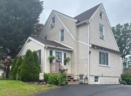 1086 EDGE HILL ROAD, ABINGTON, PA 19001