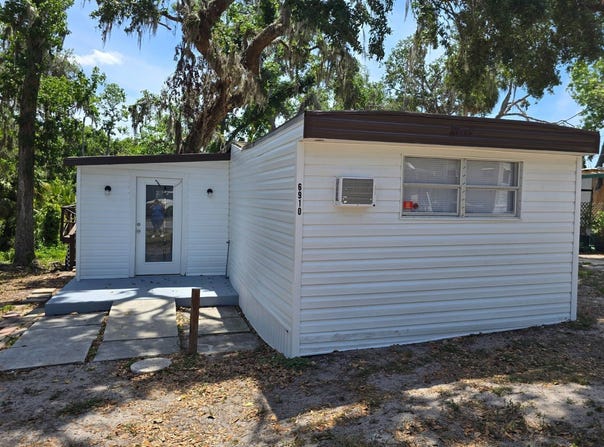 6910 Alafia Dr., Riverview, FL 33578