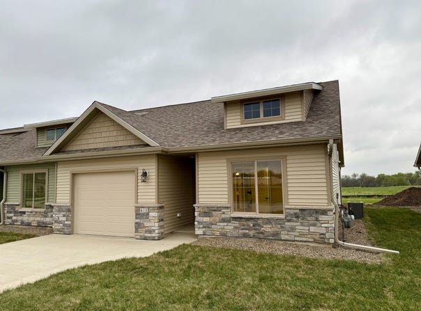 411 W Madison Street, Winterset, IA 50273
