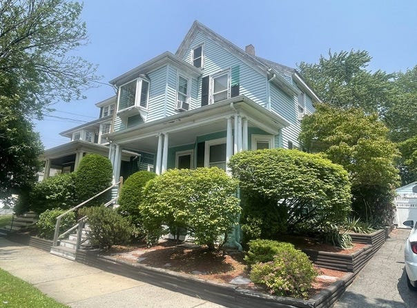 115 Eastern Ave, Lynn, MA 01902