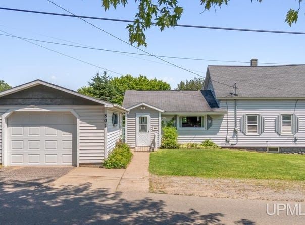 801 N Kimberly, Iron Mountain, MI 49801