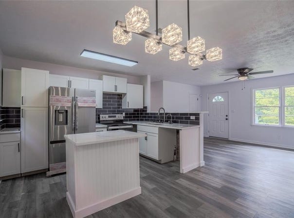 3570 BRIAR Drive, Lithia Springs, GA 30122