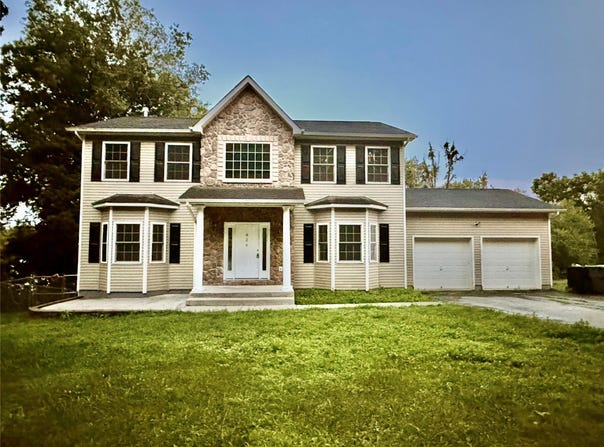 626 County Highway 78, Middletown, NY 10940