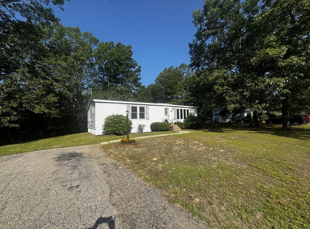 34 Valley Road, Wells, ME 04090