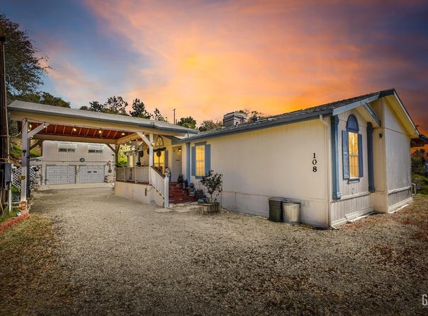 108 Split Mountain Way, Wofford Heights, CA 93285